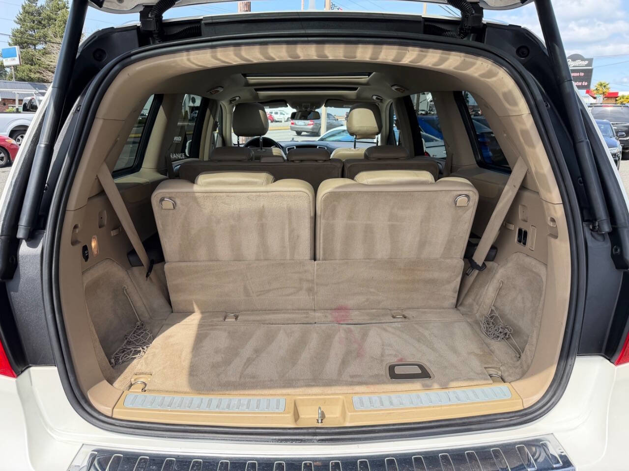 Used 2016 Mercedes-Benz GL 450 4MATIC w/ Premium I Package image 8
