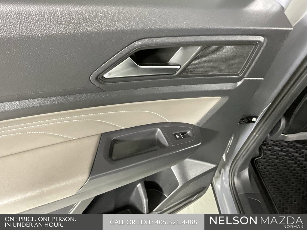 Used 2021 Volkswagen Atlas Cross Sport SE image 20