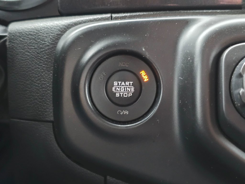 Used 2022 Jeep Gladiator Sport AWD/4WD image 28