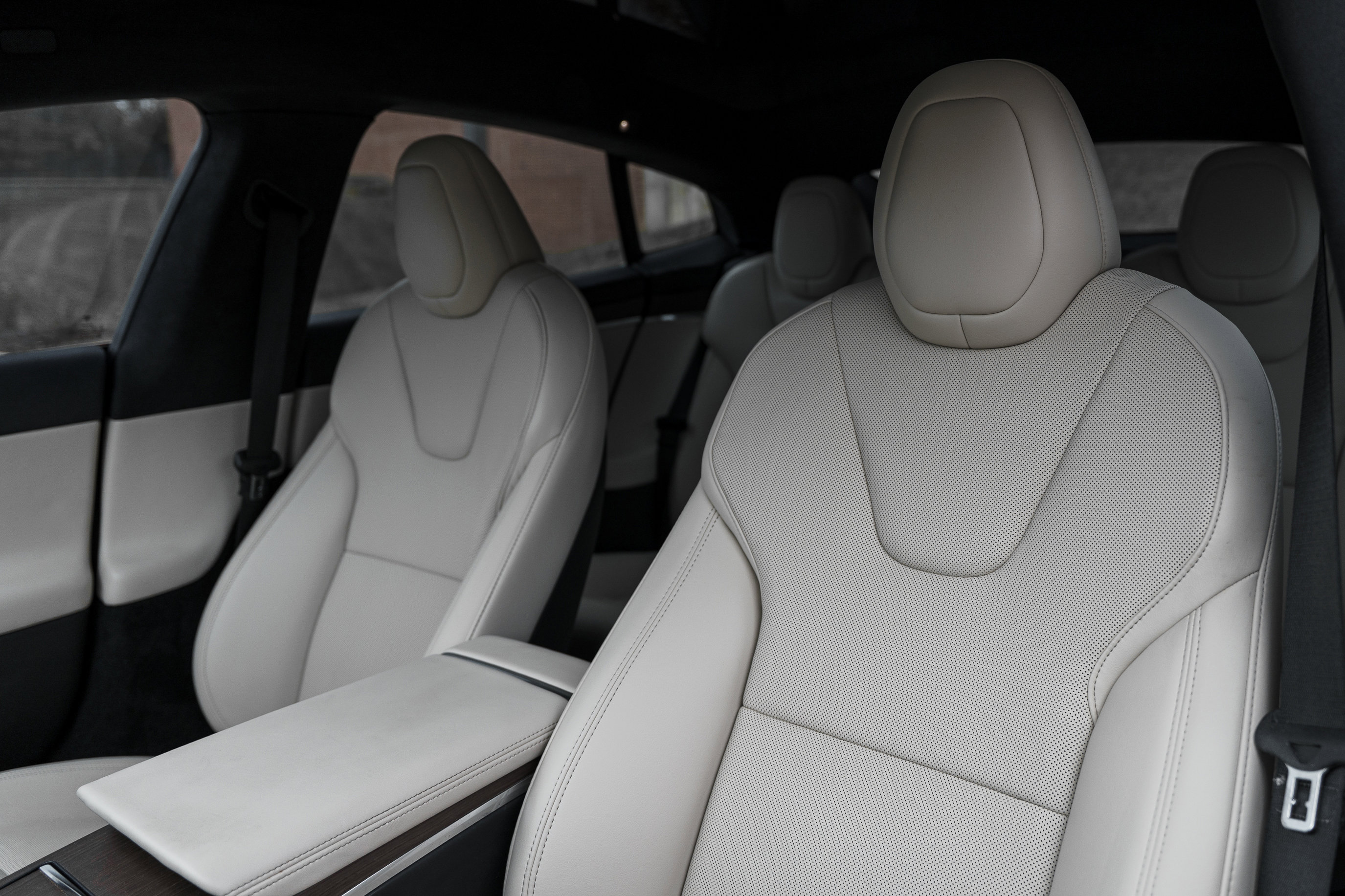 Used 2023 Tesla Model S Standard Range image 20