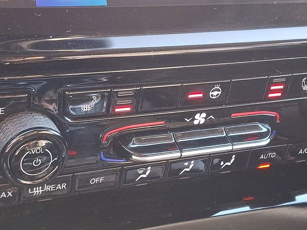 Used 2023 Jeep Grand Cherokee L Limited w/ Trailer Tow Group (B) image 23