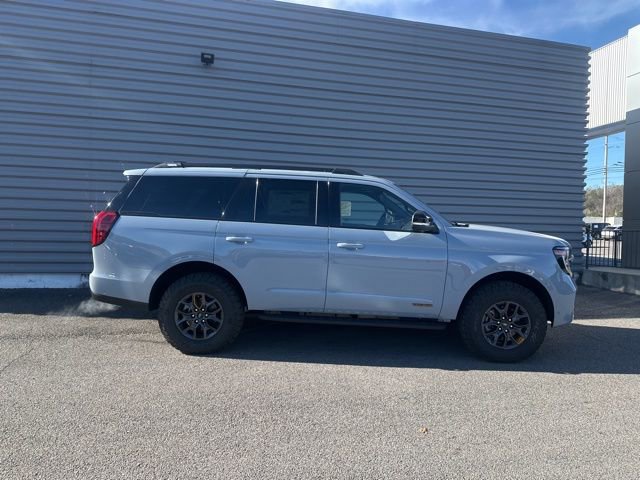 New 2025 Ford Expedition Tremor image 2