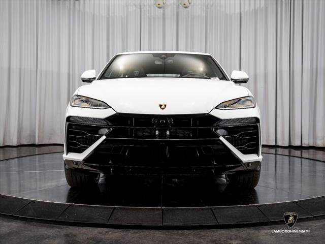 Used 2026 Lamborghini Urus SE AWD/4WD image 2