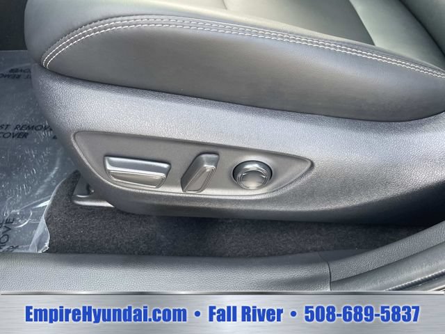 Used 2025 Toyota RAV4 XLE Premium w/ Weather Package AWD/4WD image 20