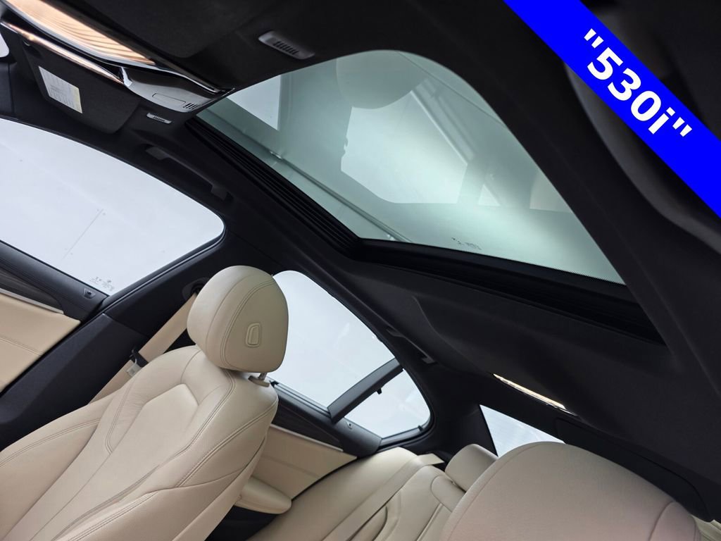 Used 2020 BMW 530i w/ Premium Package image 12