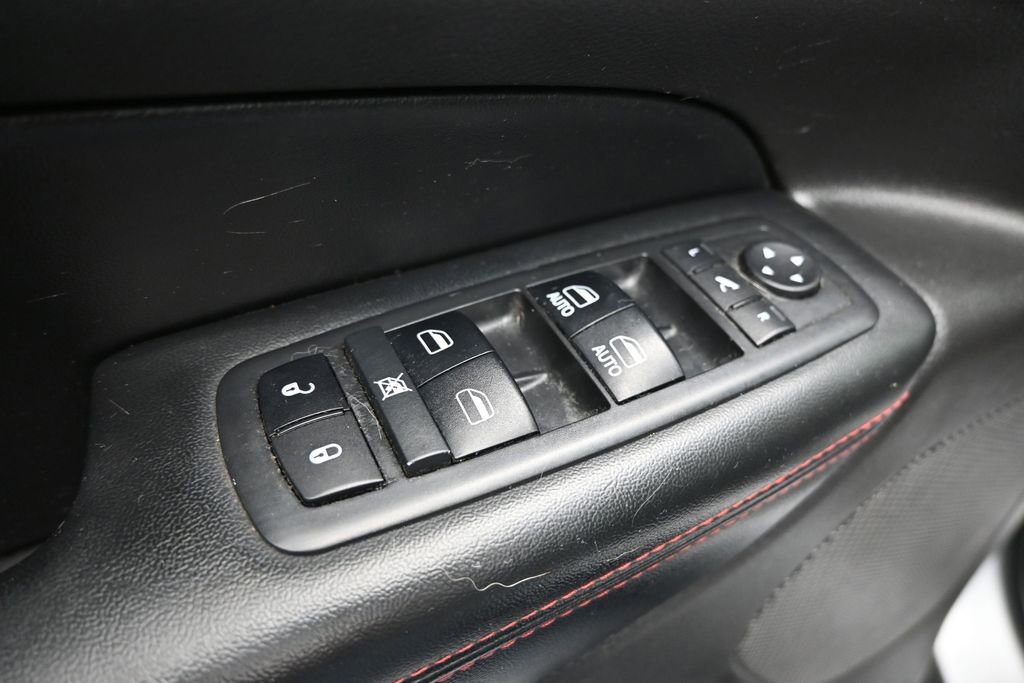 Used 2018 Jeep Grand Cherokee Trailhawk w/ Trailhawk Luxury Group AWD/4WD image 11