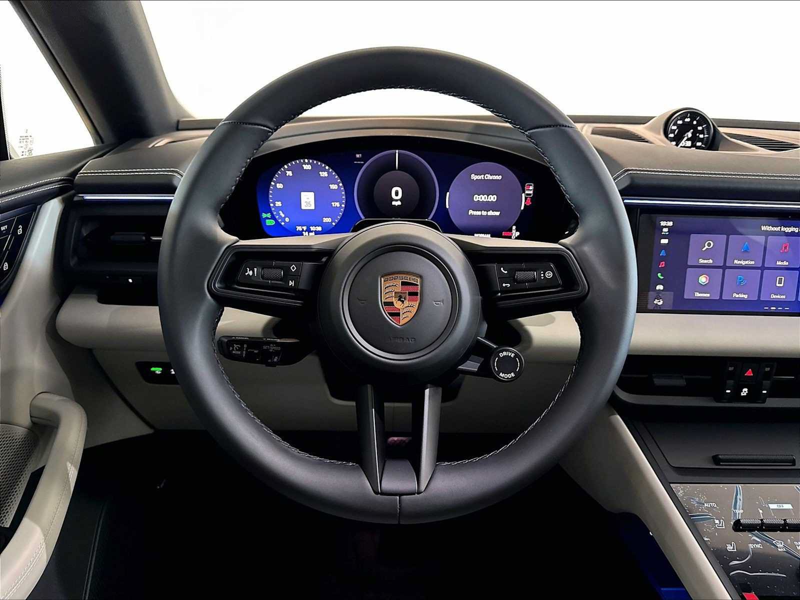 New 2026 Porsche Macan 4 Electric AWD/4WD image 15