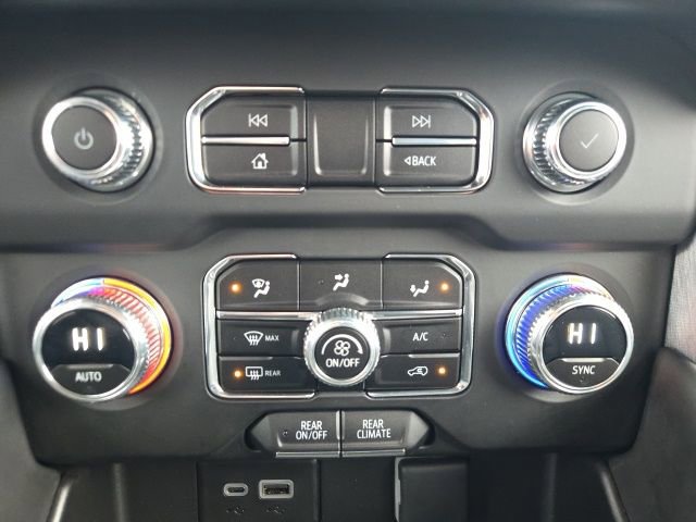 Used 2023 GMC Yukon SLE w/ Gmc Pro Safety Plus Package image 35