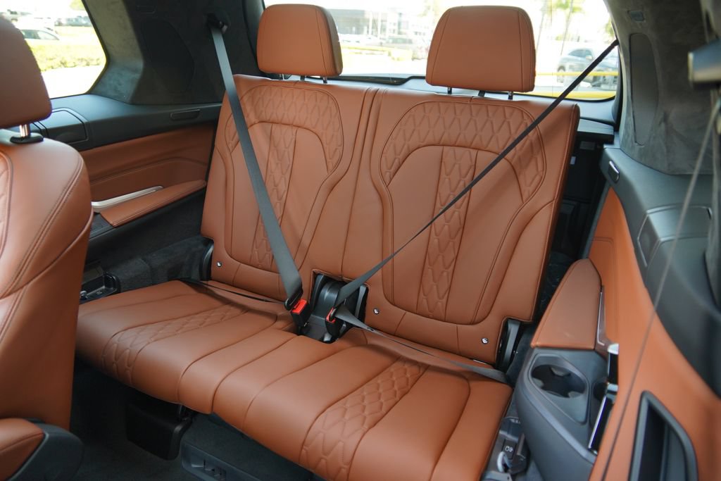 New 2027 BMW X7 xDrive40i AWD/4WD image 35
