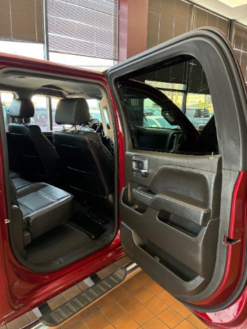 Used 2018 Chevrolet Silverado 1500 LT w/ All Star Edition AWD/4WD image 33