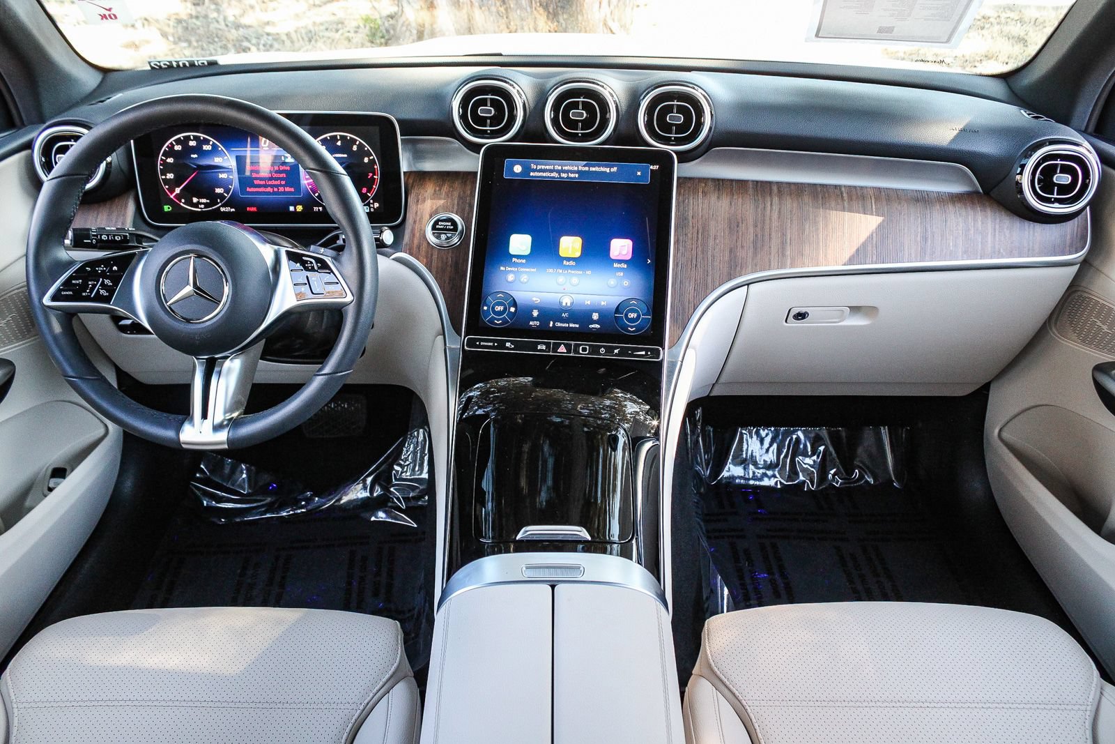 Certified 2026 Mercedes-Benz GLC 300 4MATIC image 13