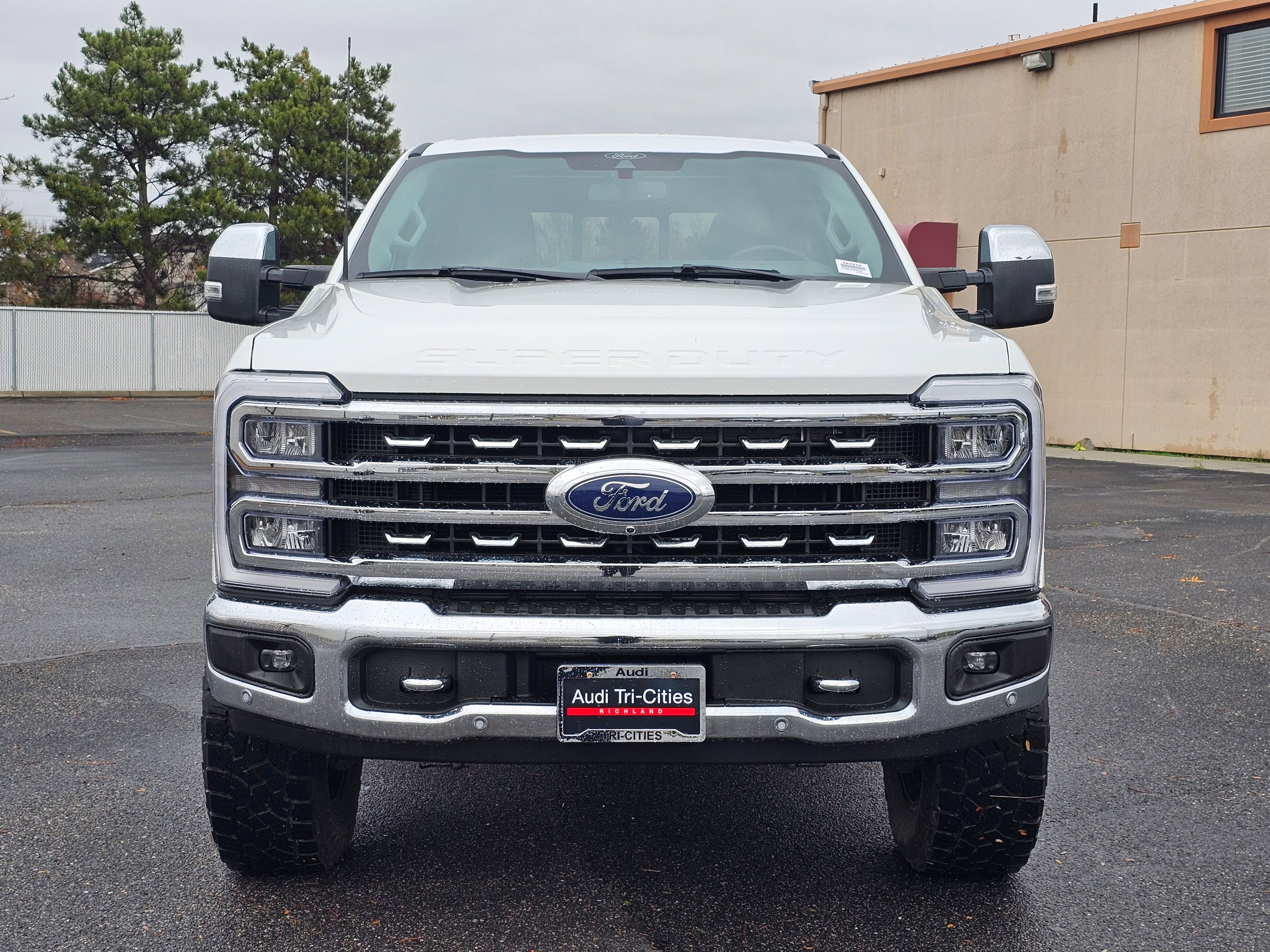 Used 2024 Ford F350 Lariat w/ Lariat Ultimate Package image 6