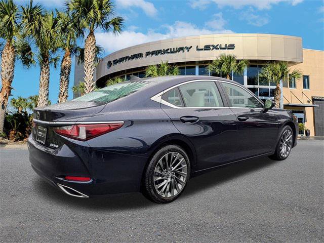 Certified 2025 Lexus ES 350 Ultra Luxury image 4