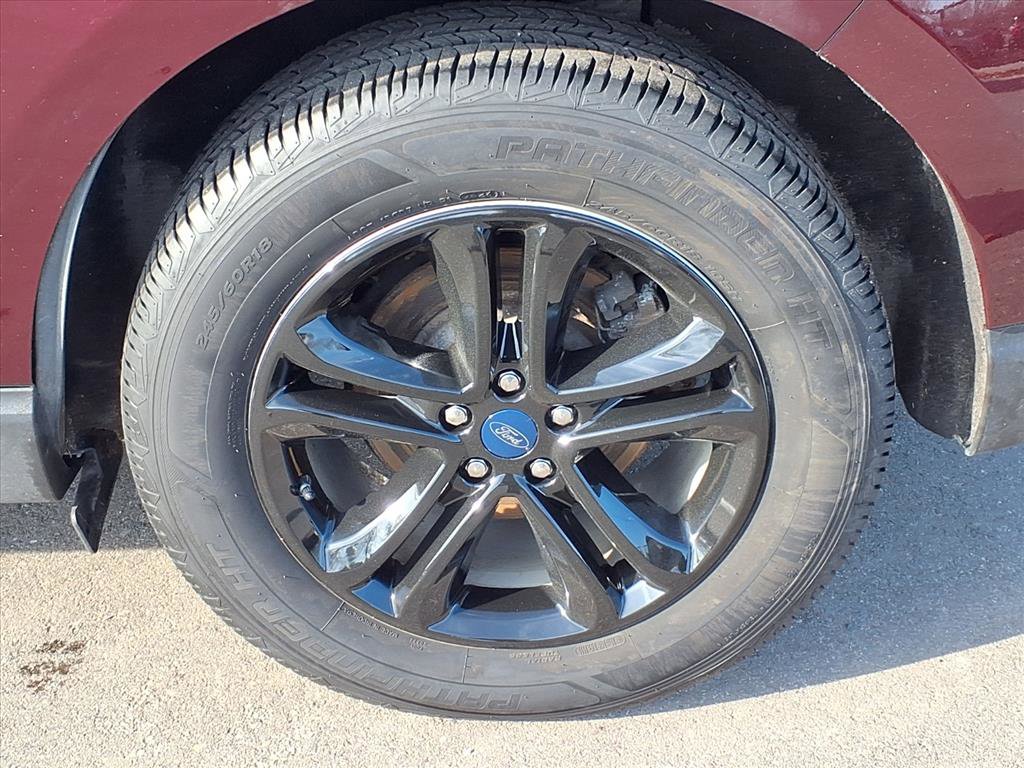 Used 2019 Ford Edge SEL w/ Equipment Group 201A image 27