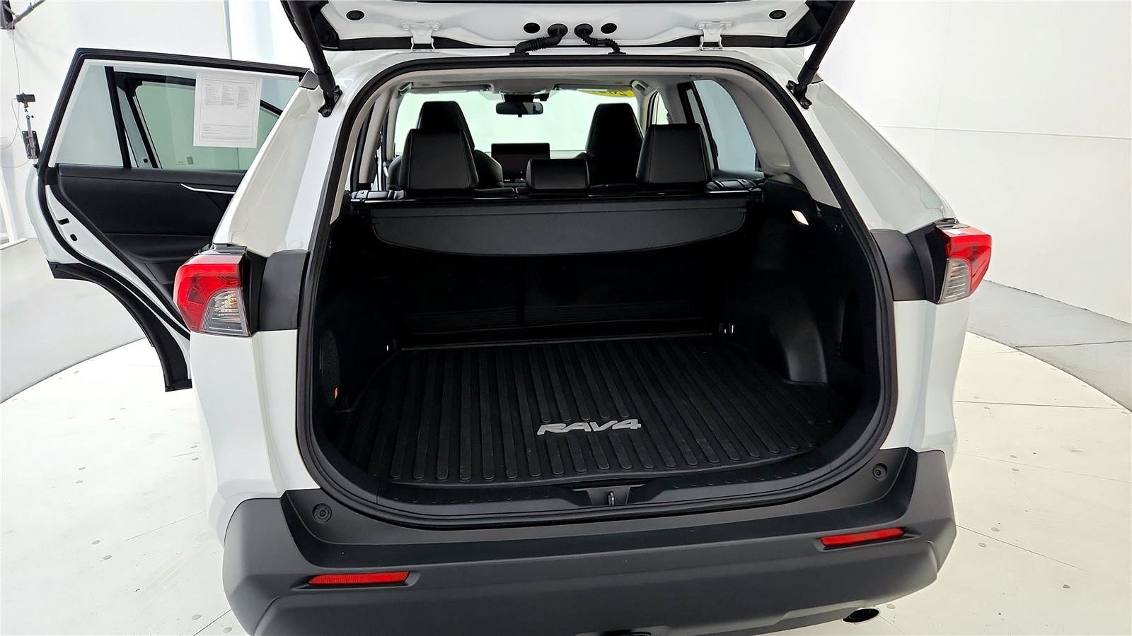 Used 2025 Toyota RAV4 XLE Premium w/ Weather Package image 20