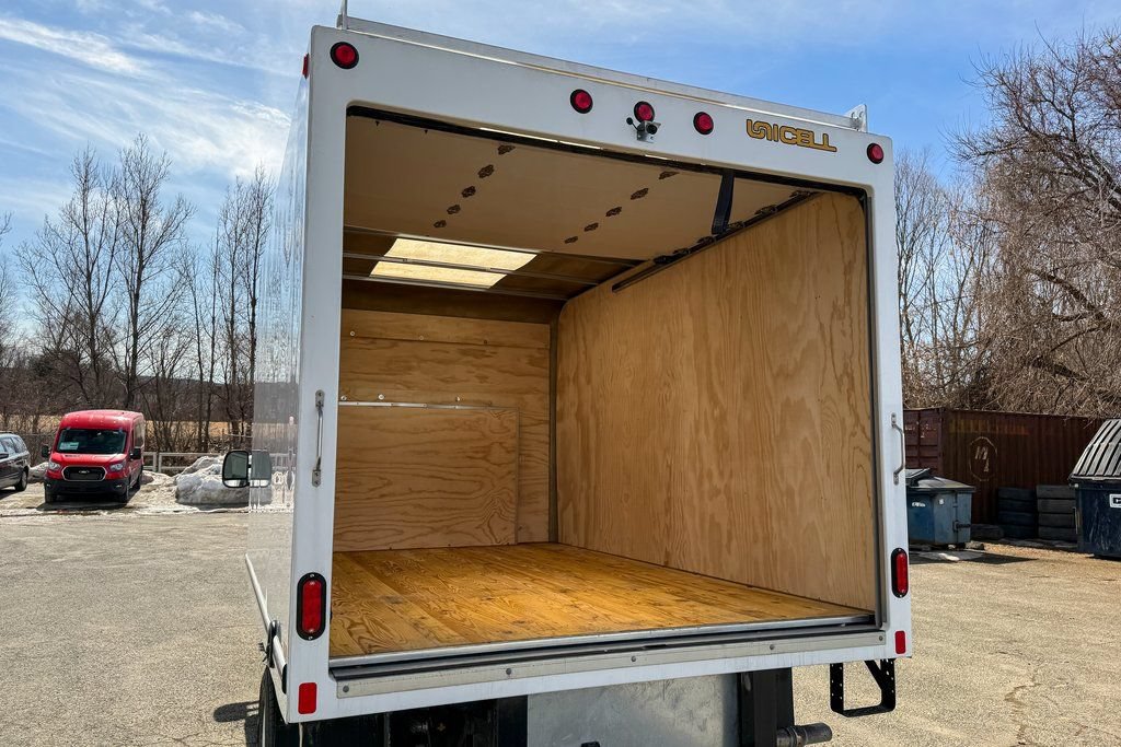 New 2025 Ford E-350 and Econoline 350 Super Duty w/ Power Equipment Group RWD image 18