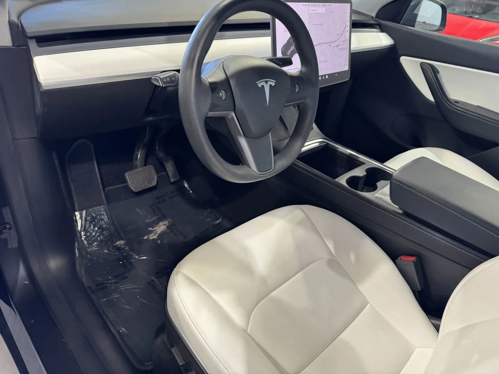 Used 2021 Tesla Model Y Long Range image 11