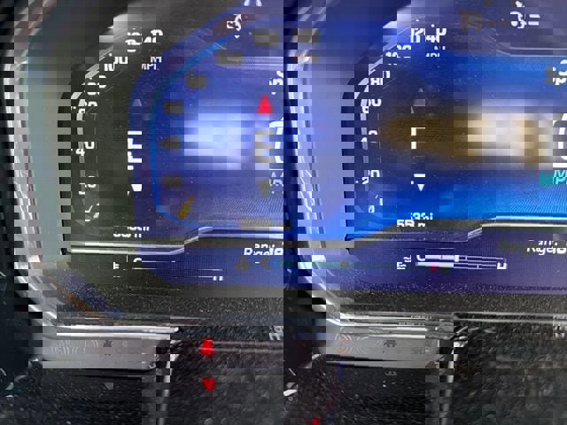 Used 2025 Chevrolet Silverado 1500 LT image 5