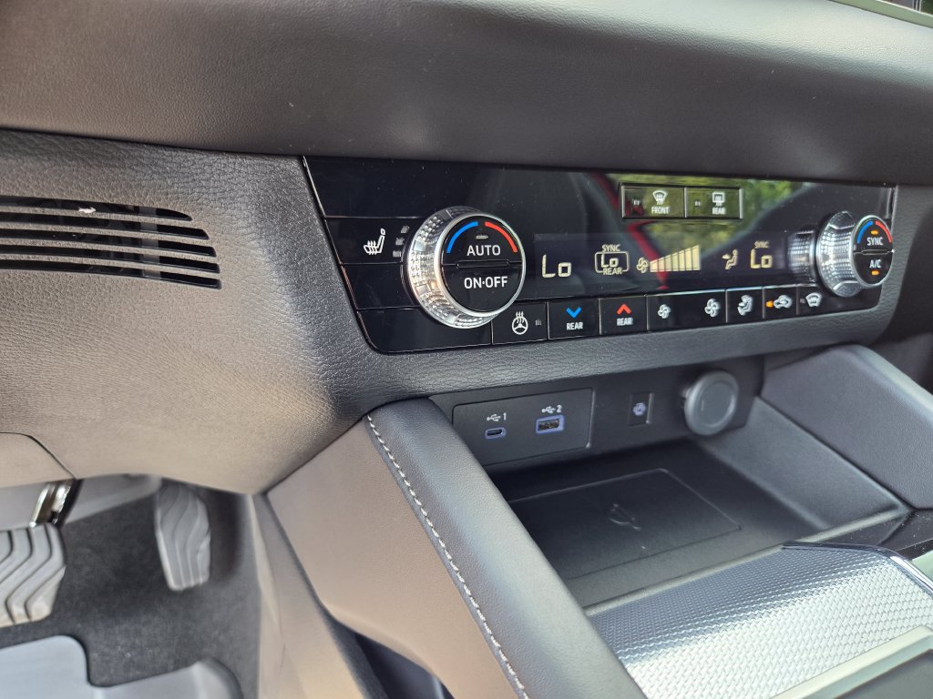 New 2026 Nissan Rogue Platinum AWD/4WD image 18