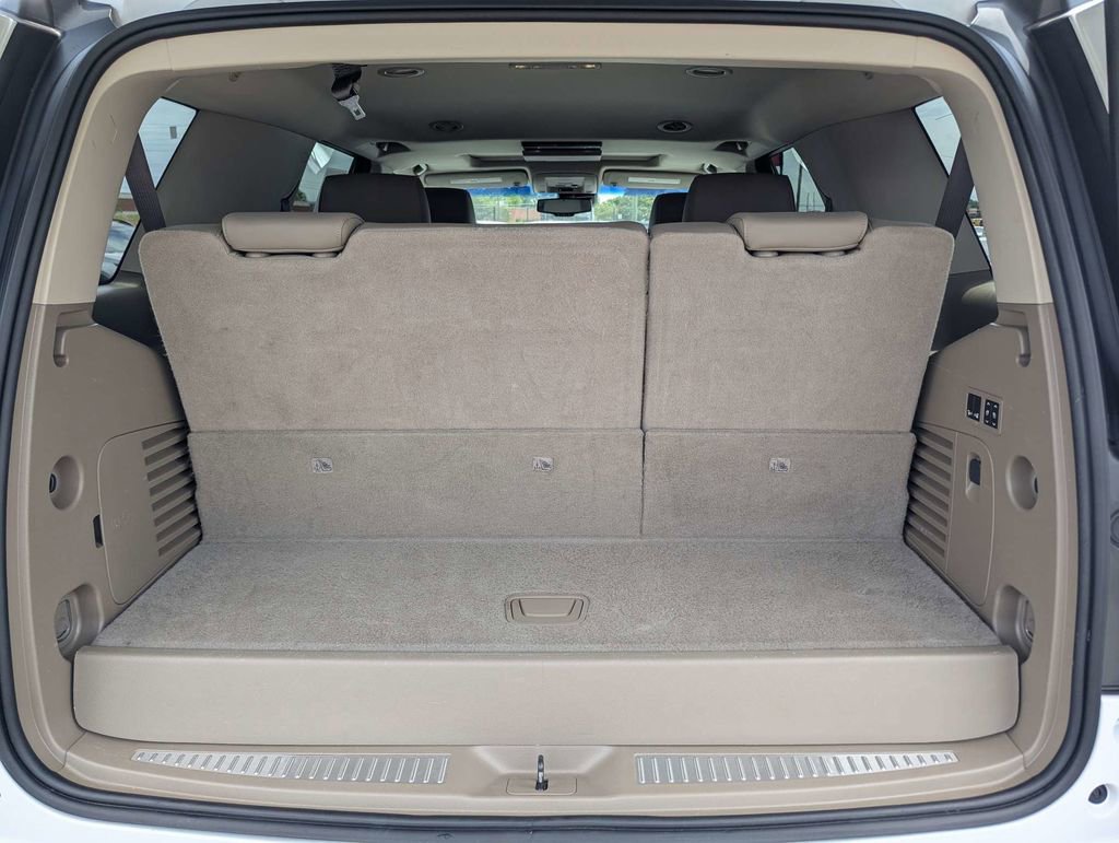 Used 2018 Chevrolet Tahoe Premier RWD image 7