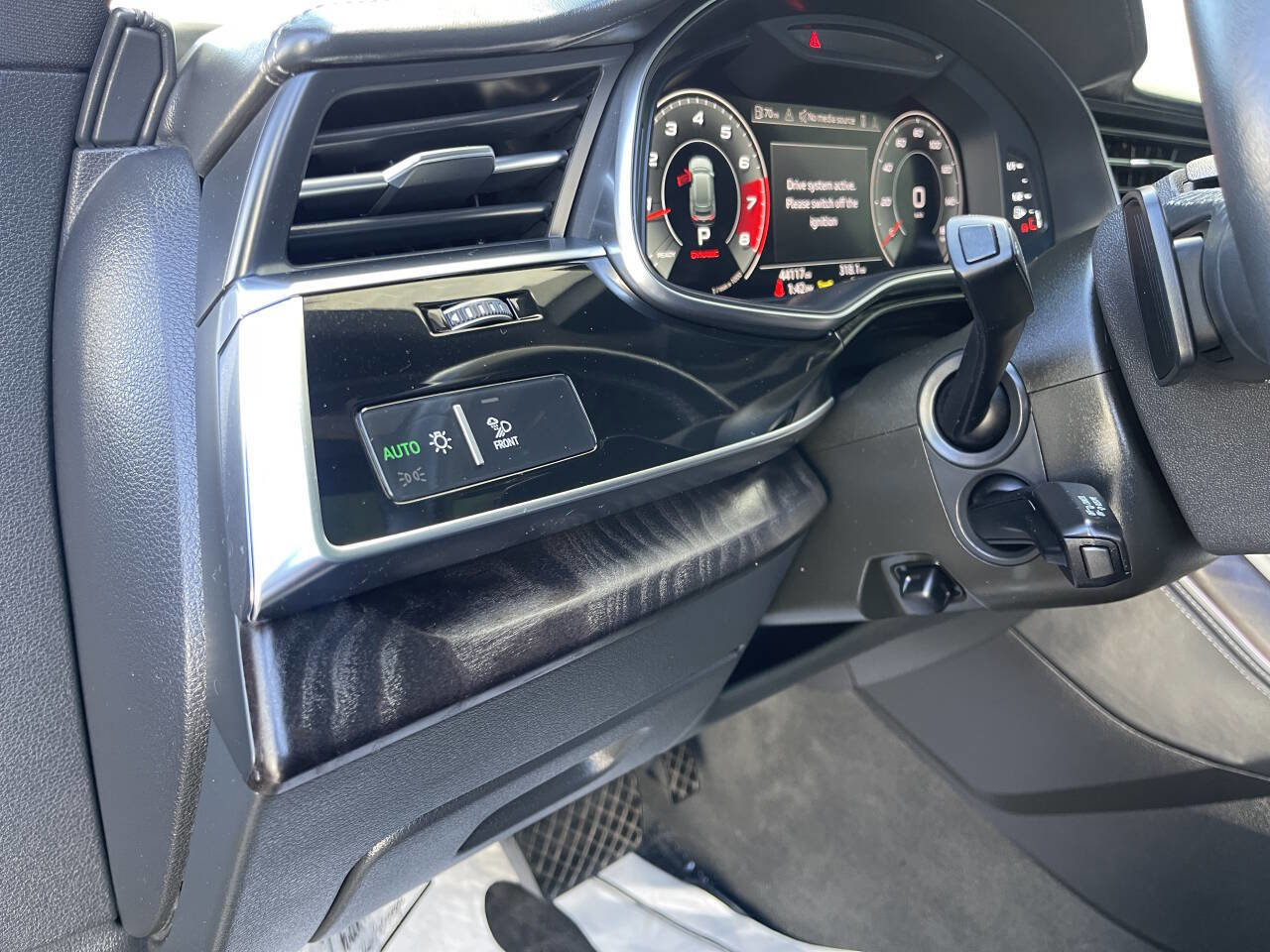 Used 2021 Audi Q8 Prestige image 30