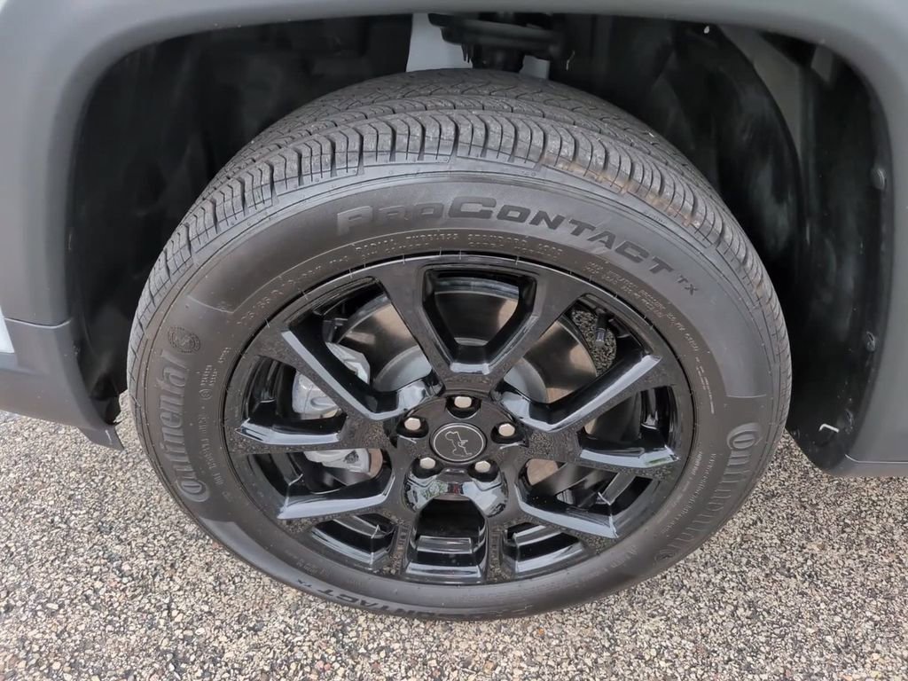 Used 2025 Jeep Compass Latitude w/ Altitude Special Edition AWD/4WD image 15