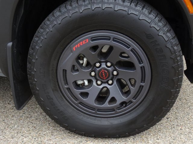 Used 2025 Nissan Frontier Pro-X w/ Pro Convenience Package RWD image 30