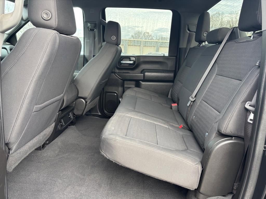 Used 2023 Chevrolet Silverado 2500 Custom w/ Custom Value Package image 12