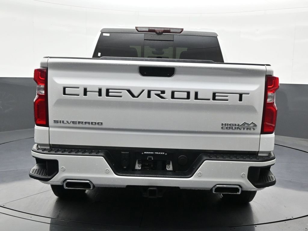 Used 2020 Chevrolet Silverado 1500 High Country w/ Technology Package image 4