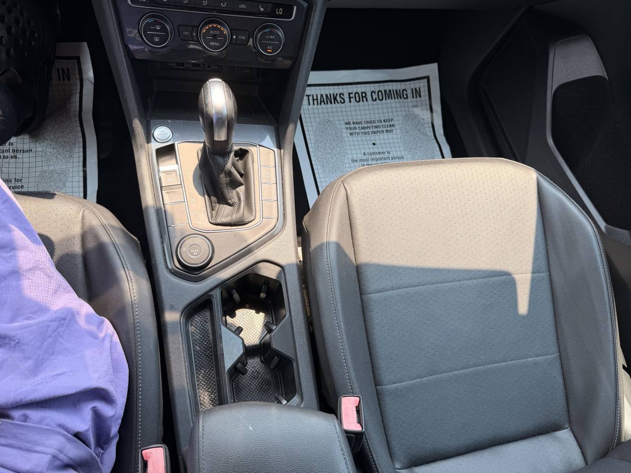 Used 2020 Volkswagen Tiguan SE AWD/4WD image 18