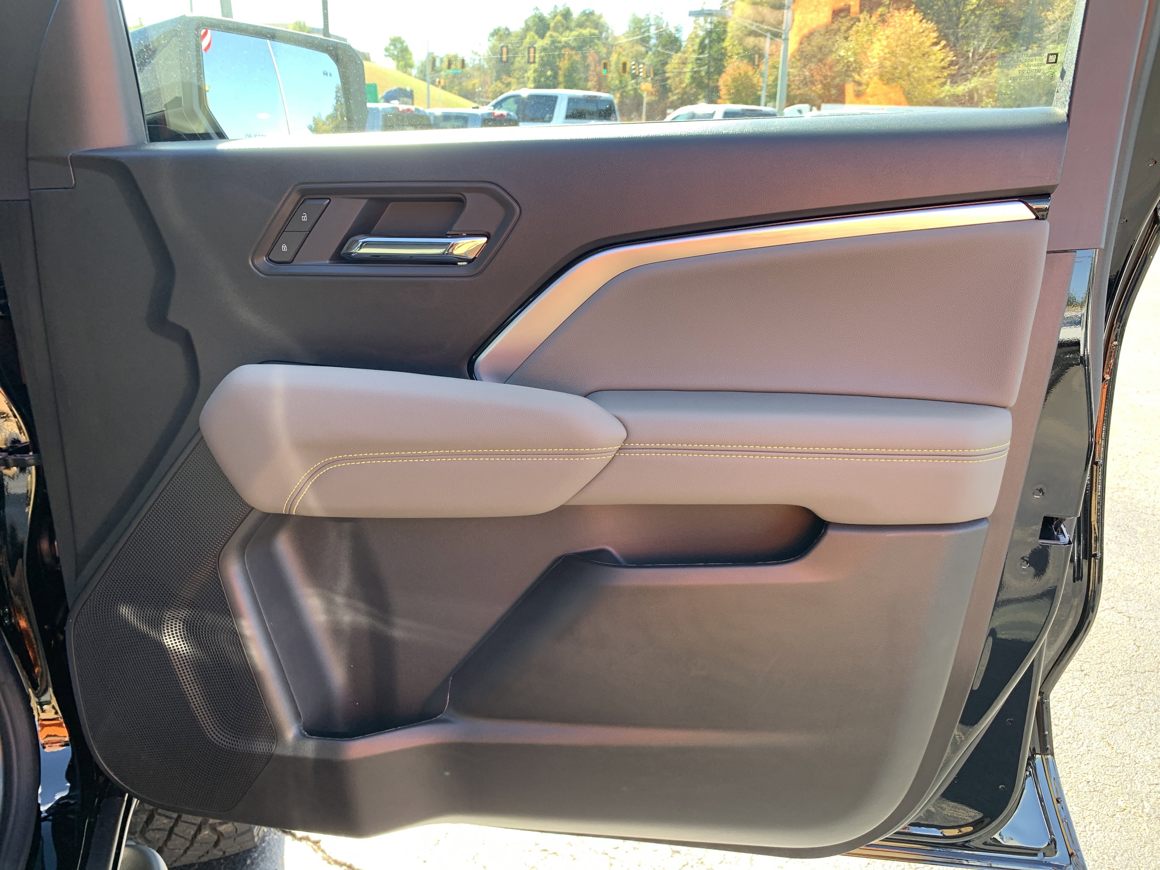 New 2026 Chevrolet Colorado ZR2 w/ Technology Package image 24