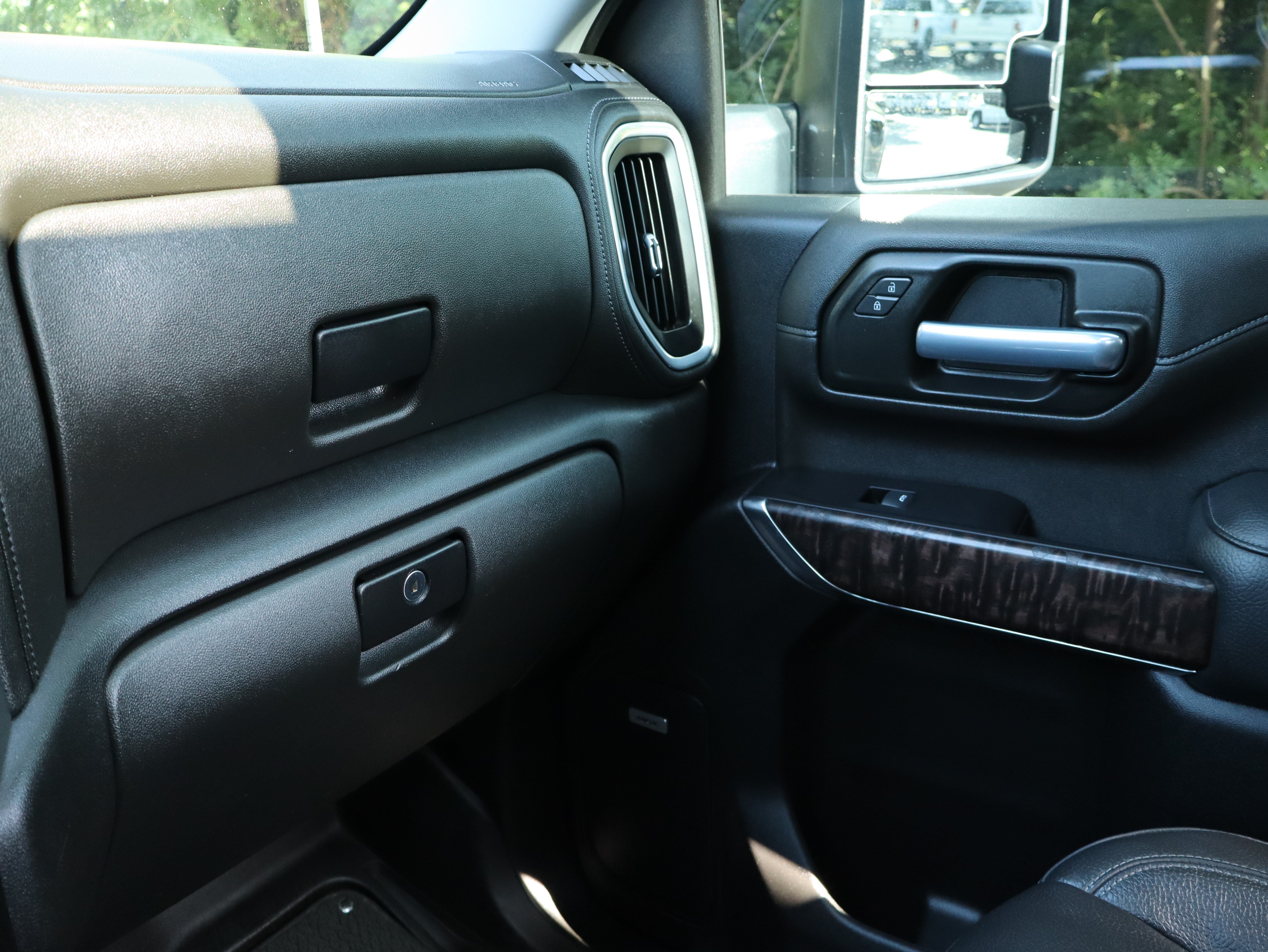 Used 2023 GMC Sierra 3500 Denali w/ Denali Ultimate Package AWD/4WD image 61
