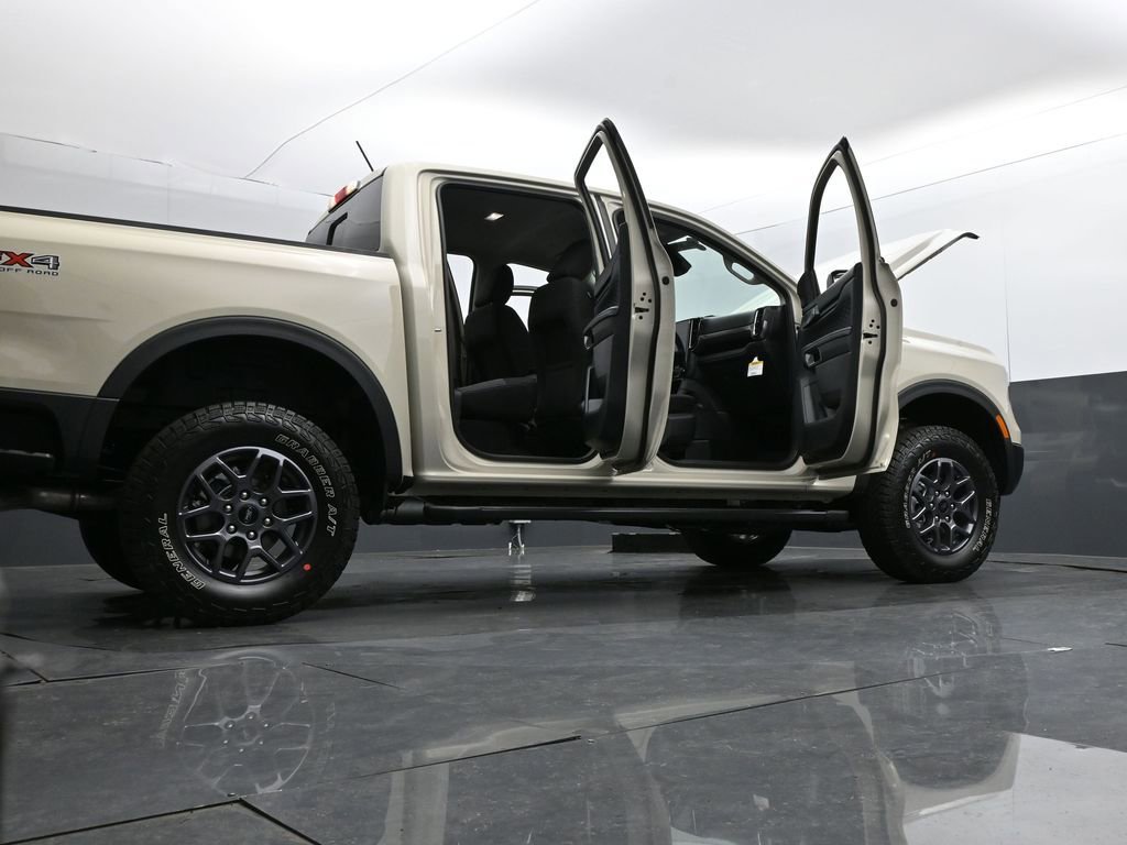 New 2025 Ford Ranger XLT w/ FX4 Off-Road Package image 39