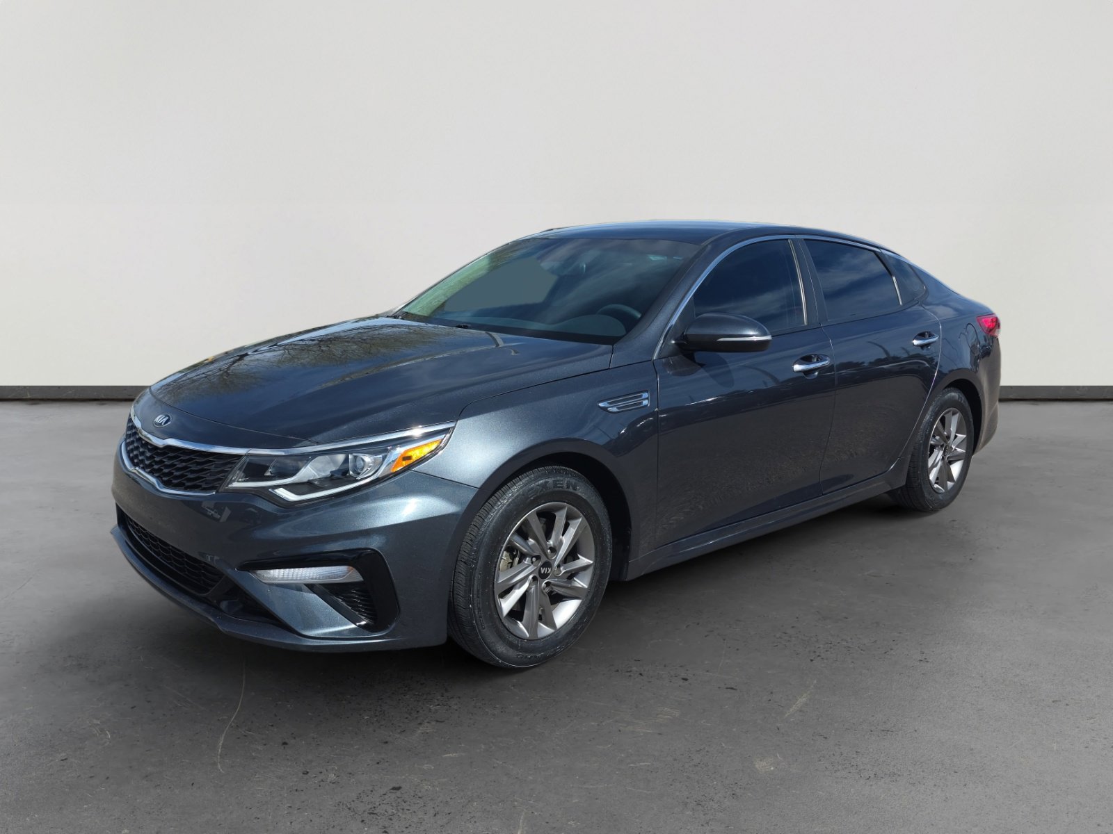 Used 2020 Kia Optima LX image 1