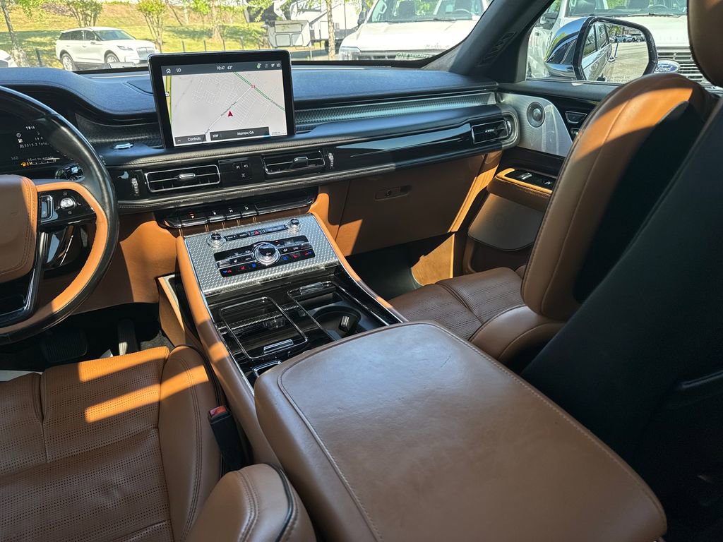 Used 2022 Lincoln Aviator Black Label w/ Dynamic Handling Package AWD/4WD image 30