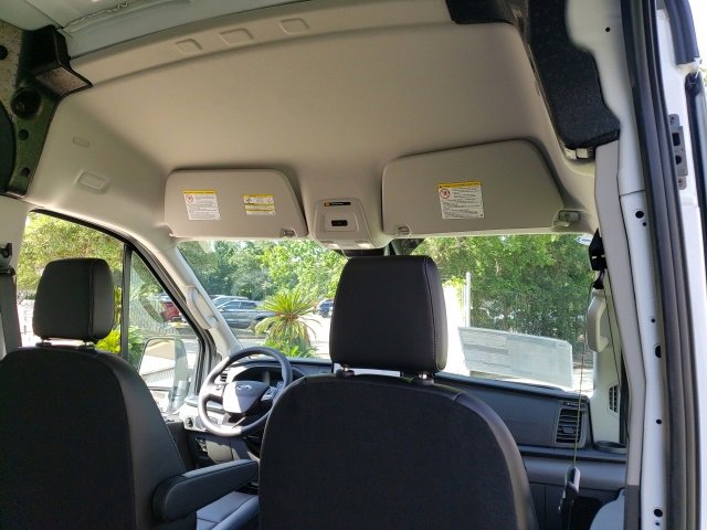 New 2023 Ford E-Transit Medium Roof image 18