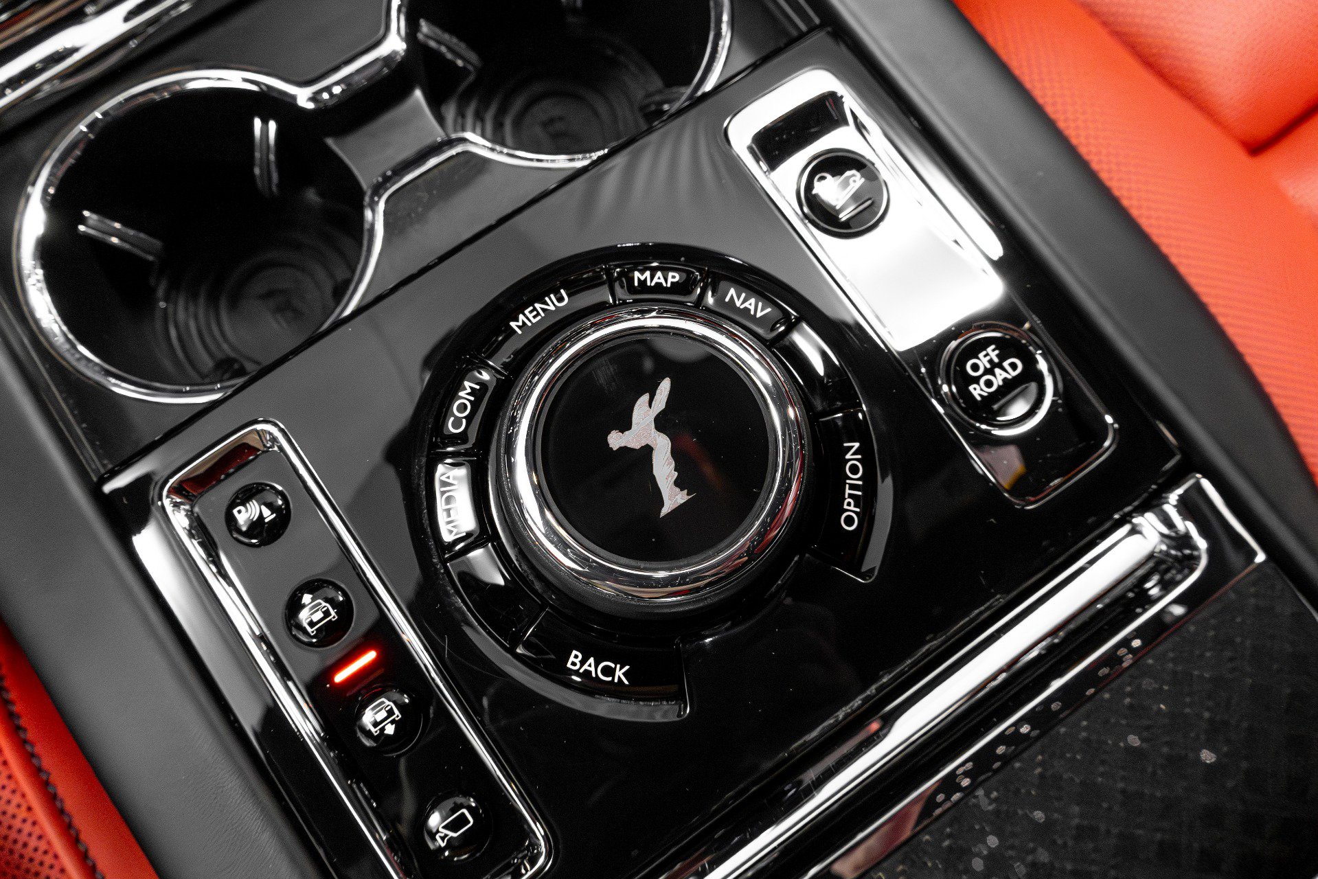 Used 2021 Rolls-Royce Cullinan Black Badge image 78