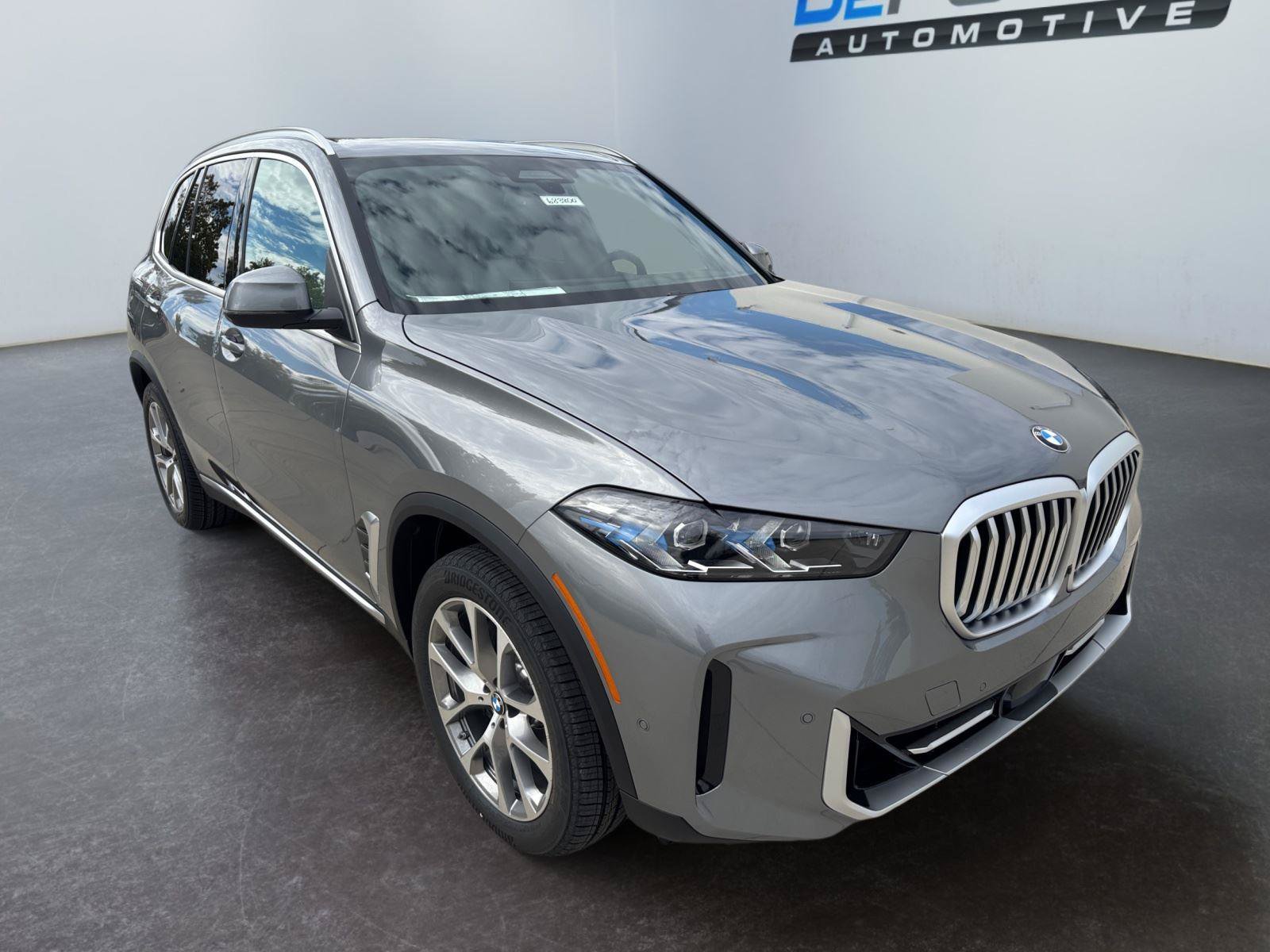 Used 2026 BMW X5 xDrive40i AWD/4WD image 11
