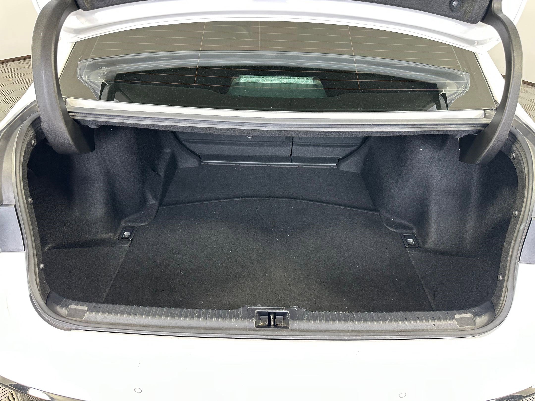 Used 2023 Lexus IS 350 F Sport image 27