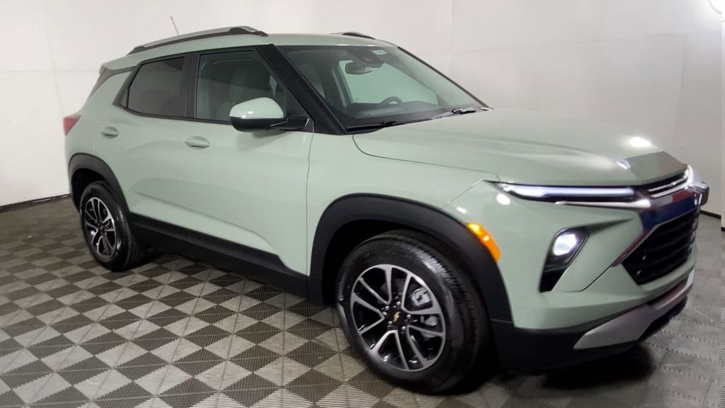 New 2026 Chevrolet TrailBlazer LT w/ Convenience Package image 3