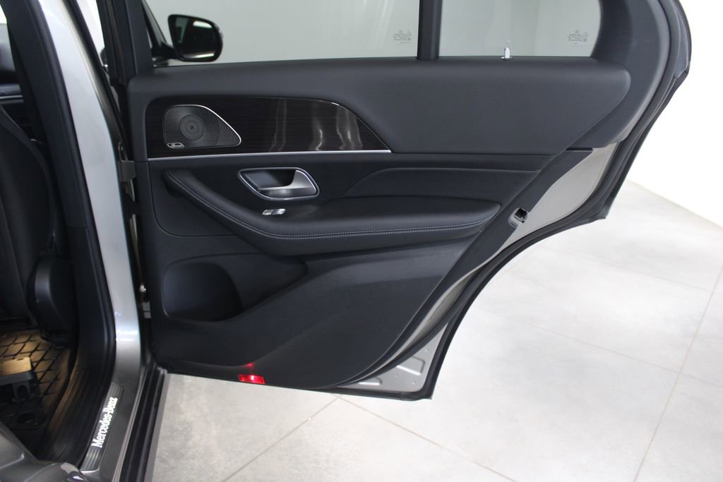 Used 2023 Mercedes-Benz GLE 350 4MATIC image 28