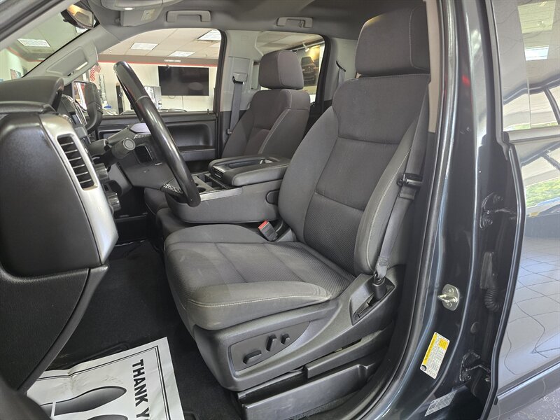 Used 2019 Chevrolet Silverado 1500 LT w/ All Star Edition AWD/4WD image 10