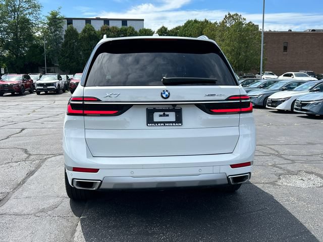 Used 2024 BMW X7 xDrive40i AWD/4WD image 3