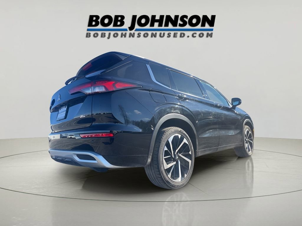 Used 2022 Mitsubishi Outlander SEL image 7