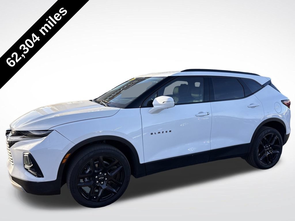 Used 2022 Chevrolet Blazer LT w/ Sound & Technology Package AWD/4WD image 3