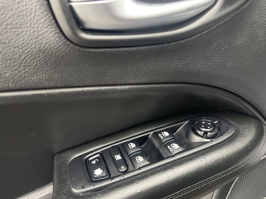 Used 2021 Jeep Compass Latitude w/ Sun and Sound Group image 22