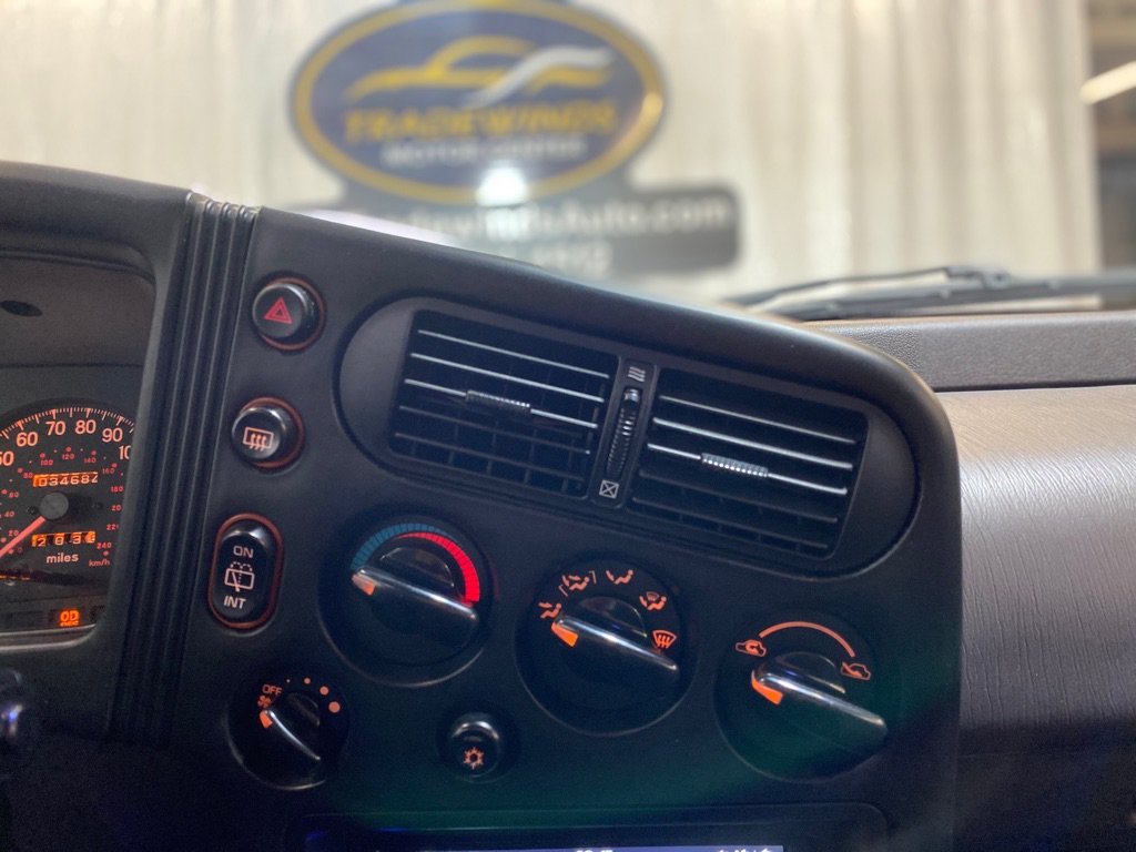 Used 1992 Plymouth Laser RS Turbo FWD image 31