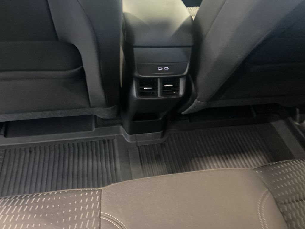 Certified 2025 Chevrolet Equinox LT w/ Safety and Technology Package AWD/4WD image 21