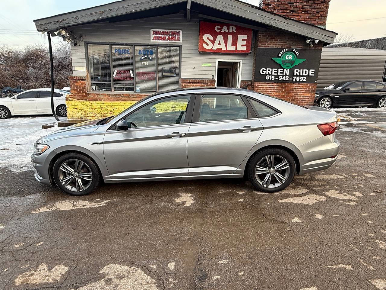Used 2021 Volkswagen Jetta R-Line w/ R-Line Cold Weather Package image 2