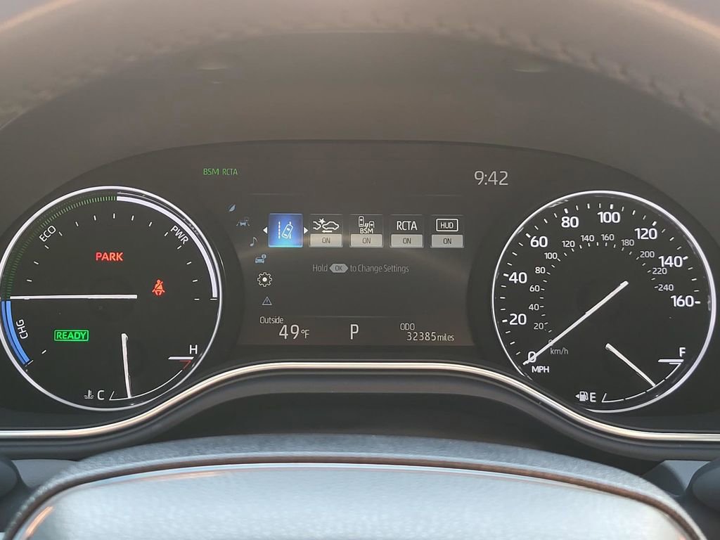 Used 2021 Toyota Avalon Limited image 30